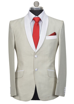 Off White Slim Fit Tuxedo Jacket, Size 38/48